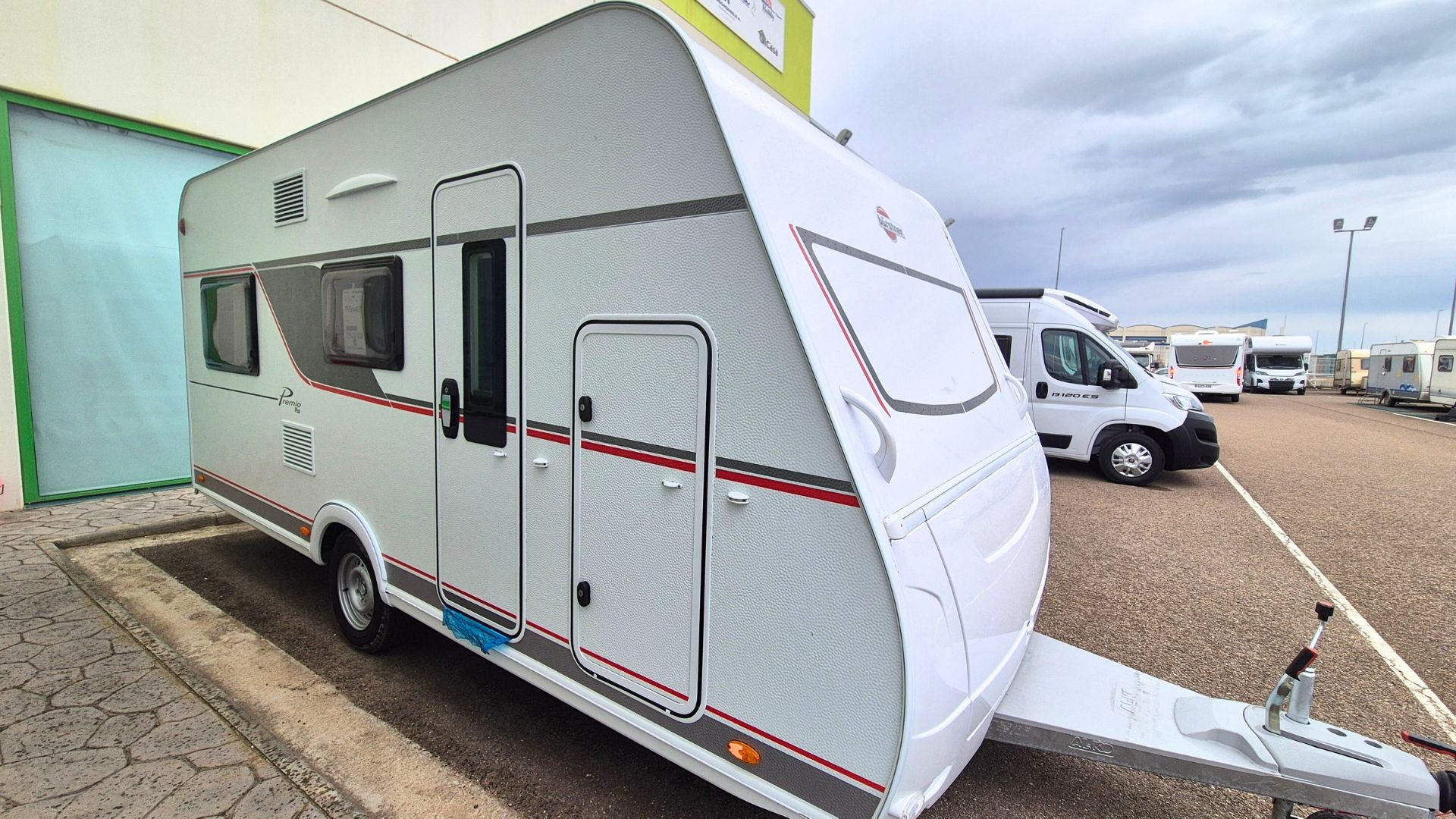 Burstner Premio Plus 440 TK